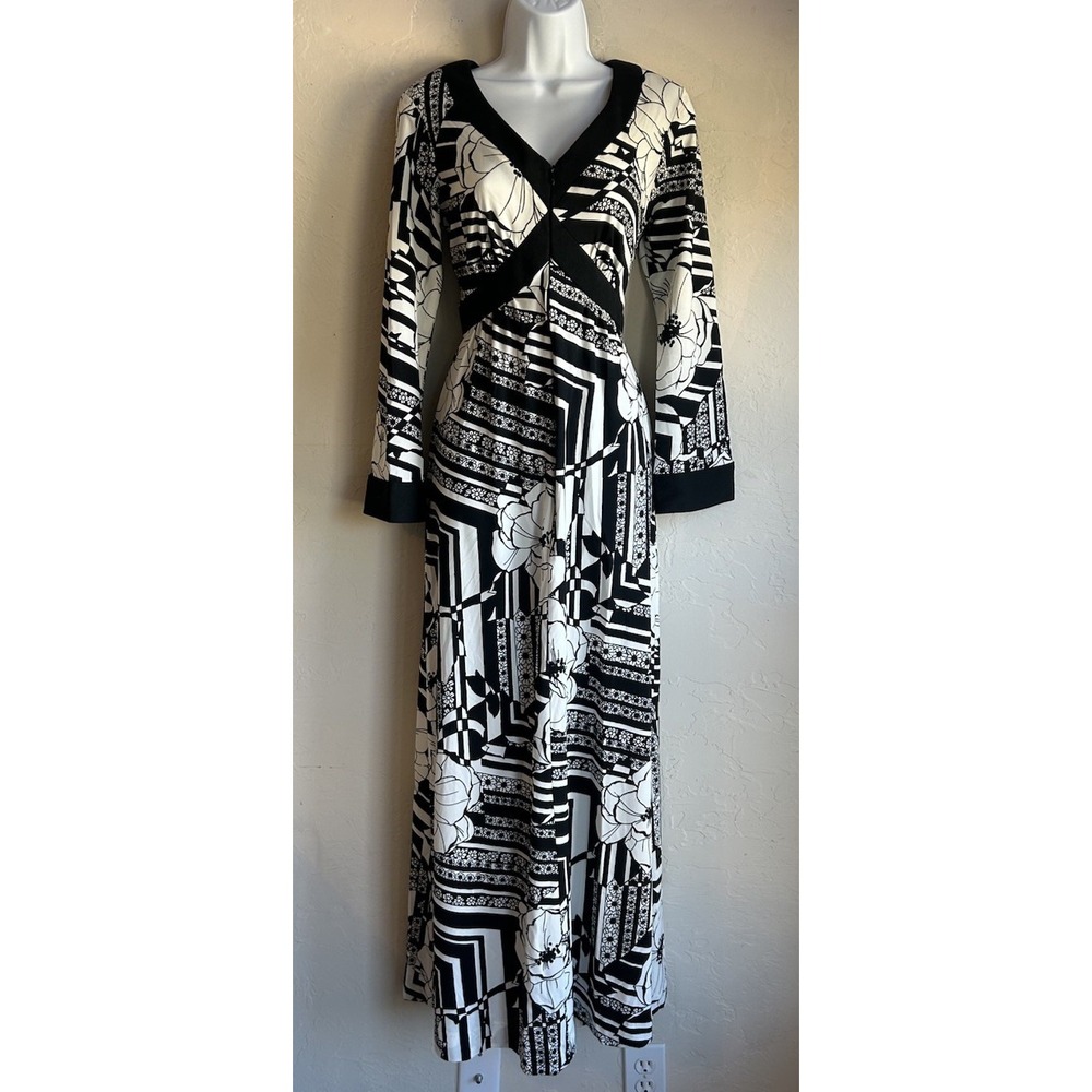 Vintage 70s 100 Parkhouse Maxi Dress 12 Mod Bohemian‎ Floral Monochrome Encron